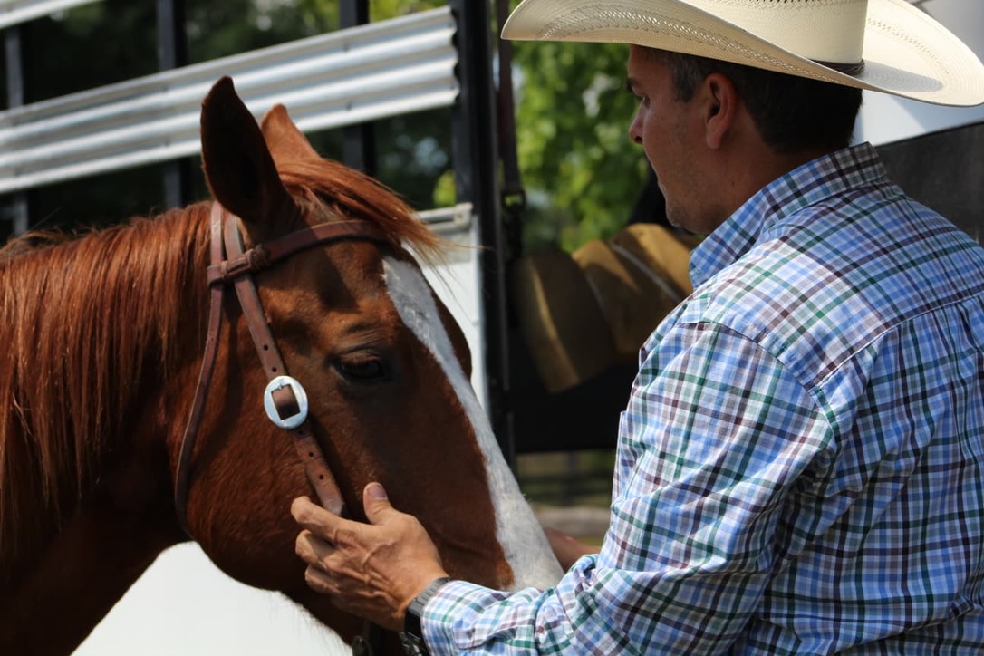 Álvaro con caballo